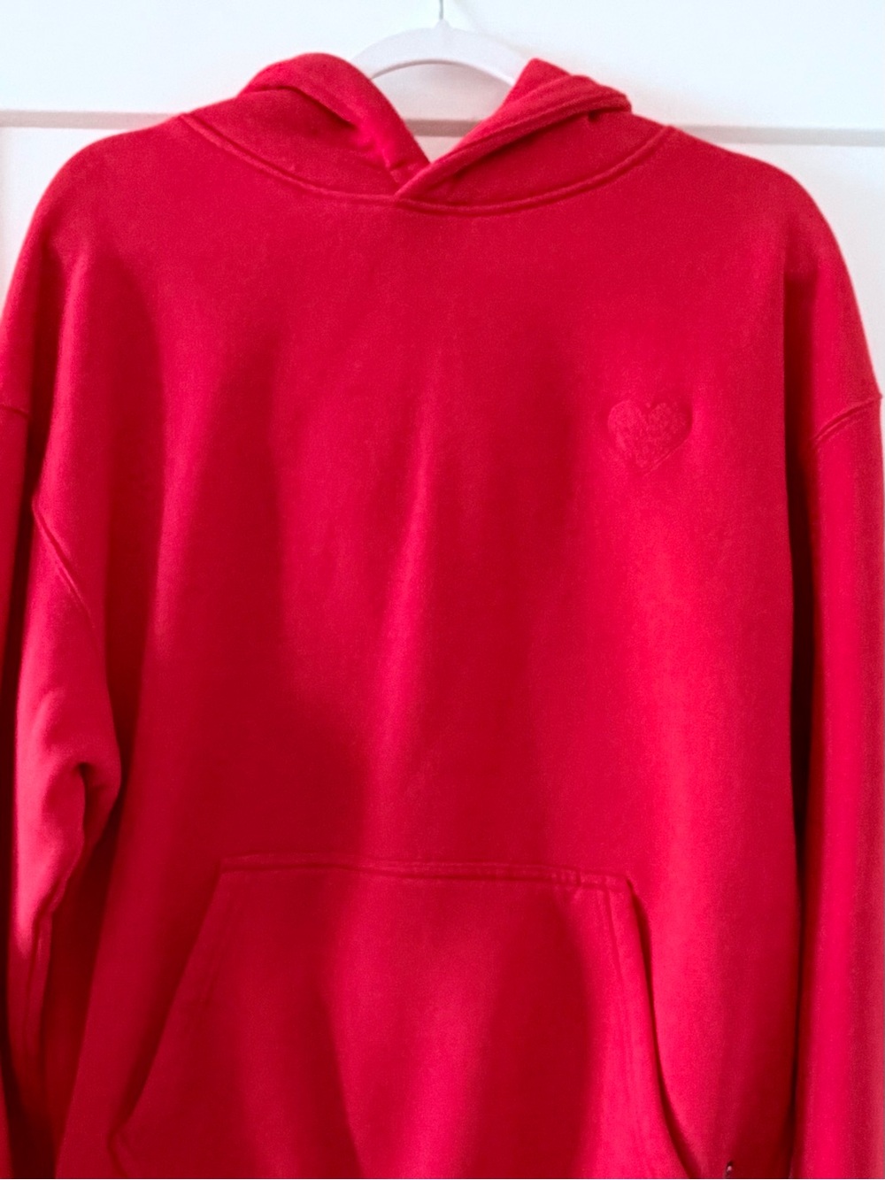 Comfrt Love Special-Edition Oversized Hoodie Red Crimson Size Small Never Worn - Picture 4 of 6